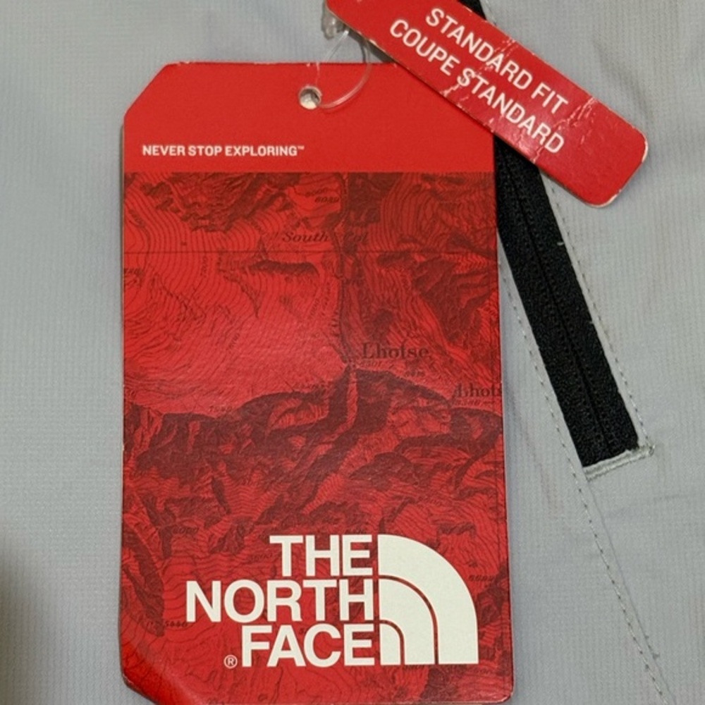The North Face Resolve Jacket XS Yellow Gray Rain Jacket NWT - Picture 8 of 9